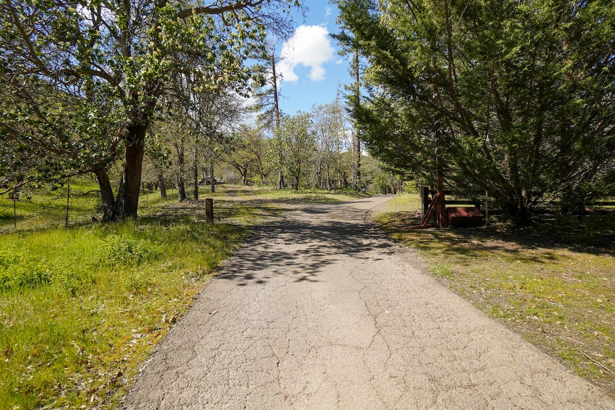 https://oregondreamsrealestate.com/wp-content/uploads/2022/05/DSC01592-1.jpg